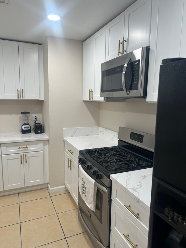 Building Photo - 66953 Buena Vista Ave