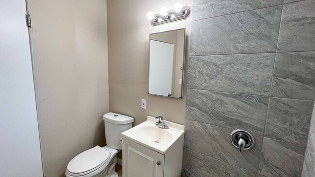 Building Photo - BV 38th Street