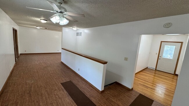 Building Photo - 525 E 47th St