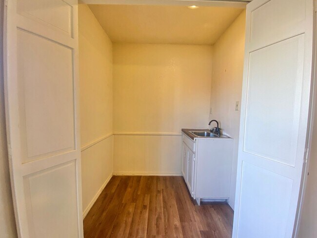 Building Photo - Great 5 bedroom home near LCU now available