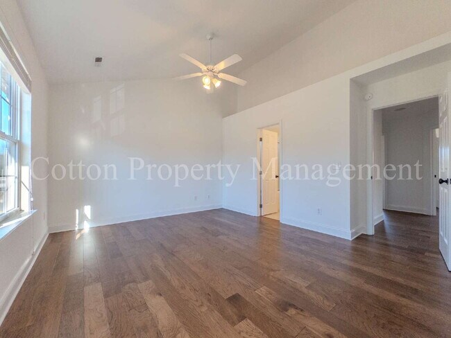 Building Photo - 7106 Haven Way