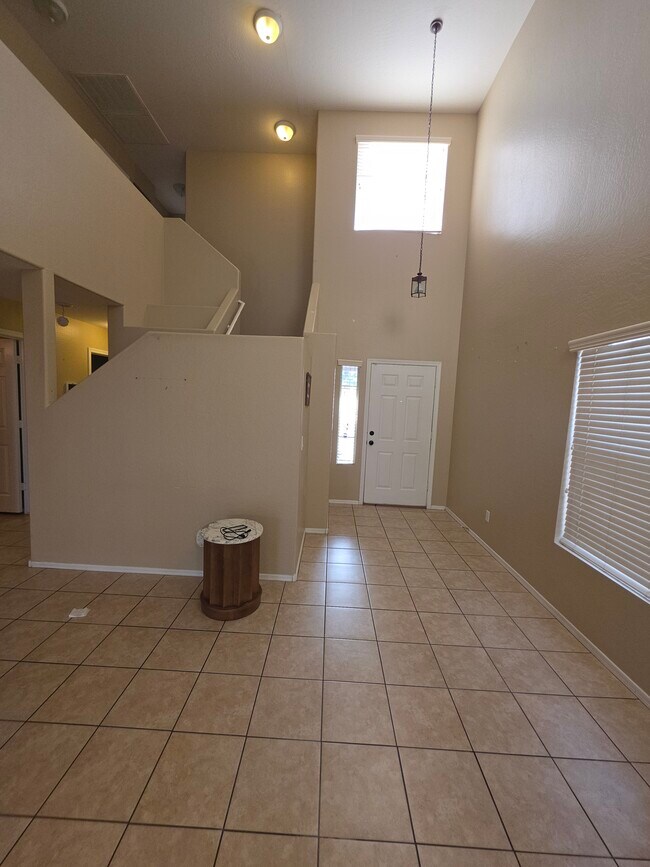 Building Photo - 1081 S 225th Ave