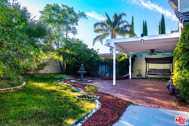 Building Photo - 27003 Rio Prado Dr