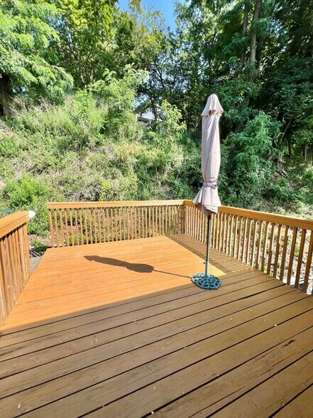 Building Photo - 35 Broadway, 2