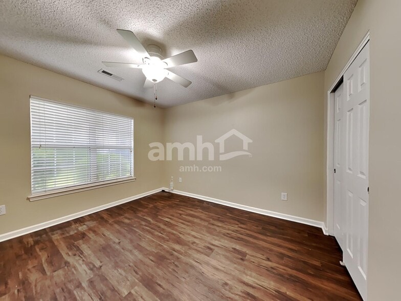Building Photo - 5277 Copley Cir