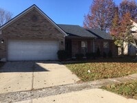 Building Photo - 2224 Kenwood Dr