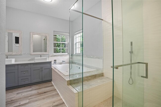 Building Photo - 4601 NW 121st Ave