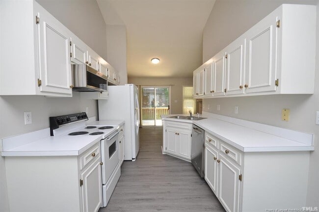 Building Photo - 205 W Wyatts Pond Ln