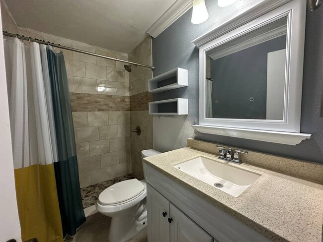 Building Photo - 106 Coralwood Cir