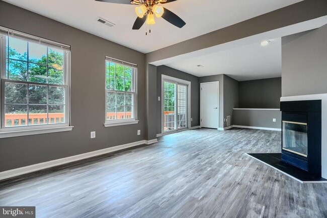 Building Photo - 4204 Red Ridge Way