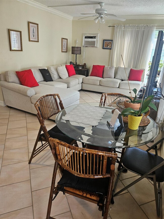 Building Photo - 1045 SE 15th St