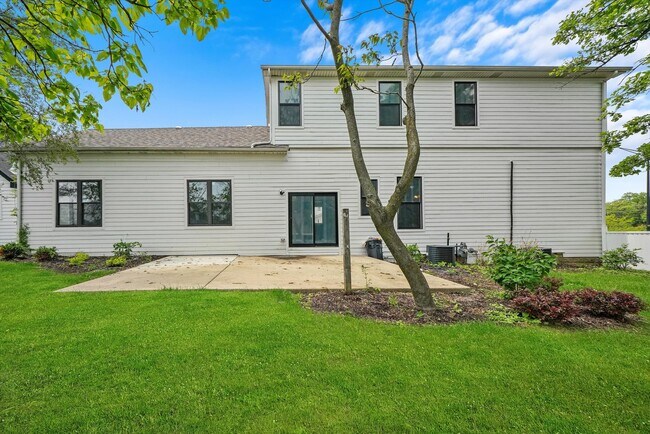 Building Photo - 9771 W 143rd St