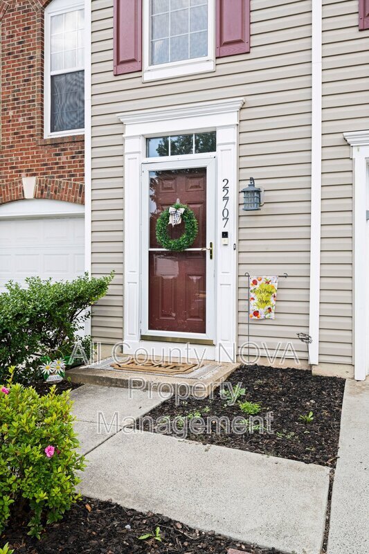 Building Photo - 22707 High Haven Terrace
