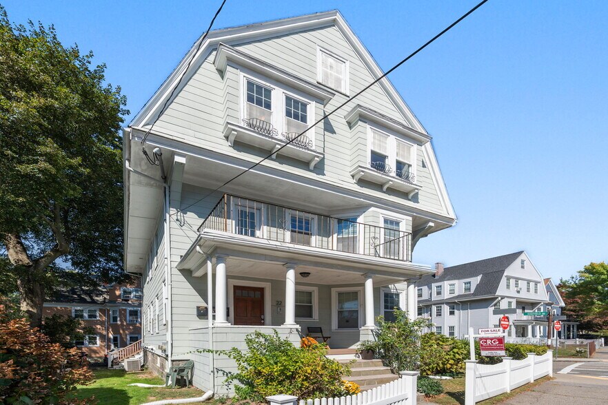 Building Photo - 22 S Walter St