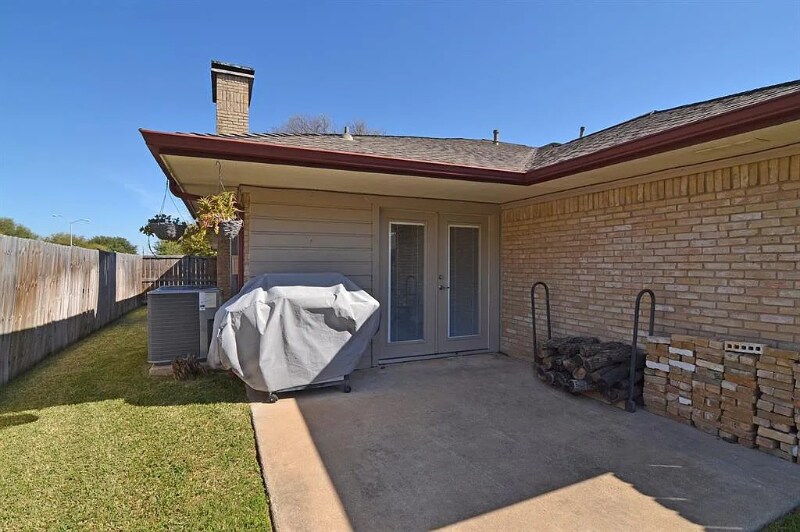 Building Photo - 7102 Casablanca Ct