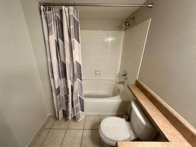 Building Photo - 402 Villa Cir