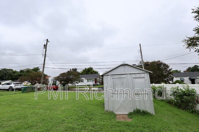 Building Photo - 1806 Powhatan St