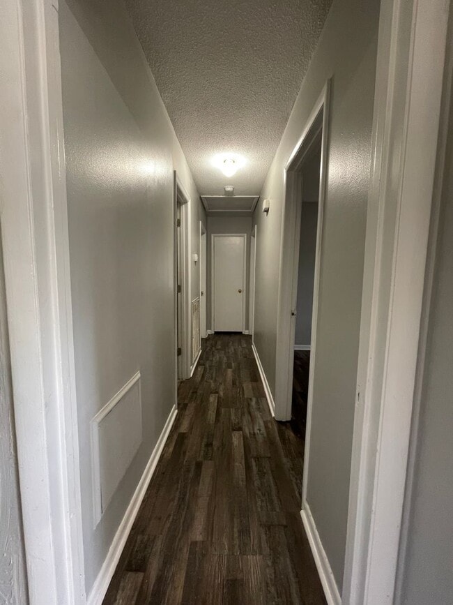 Building Photo - 4-BEDROOM + BONUS ROOM - Beautiful, Shady Residential Area