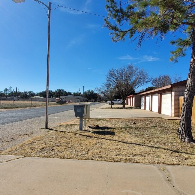 Building Photo - 6321 Alta Vista Rd