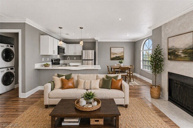 Building Photo - 4050 Pacific Harbors Dr