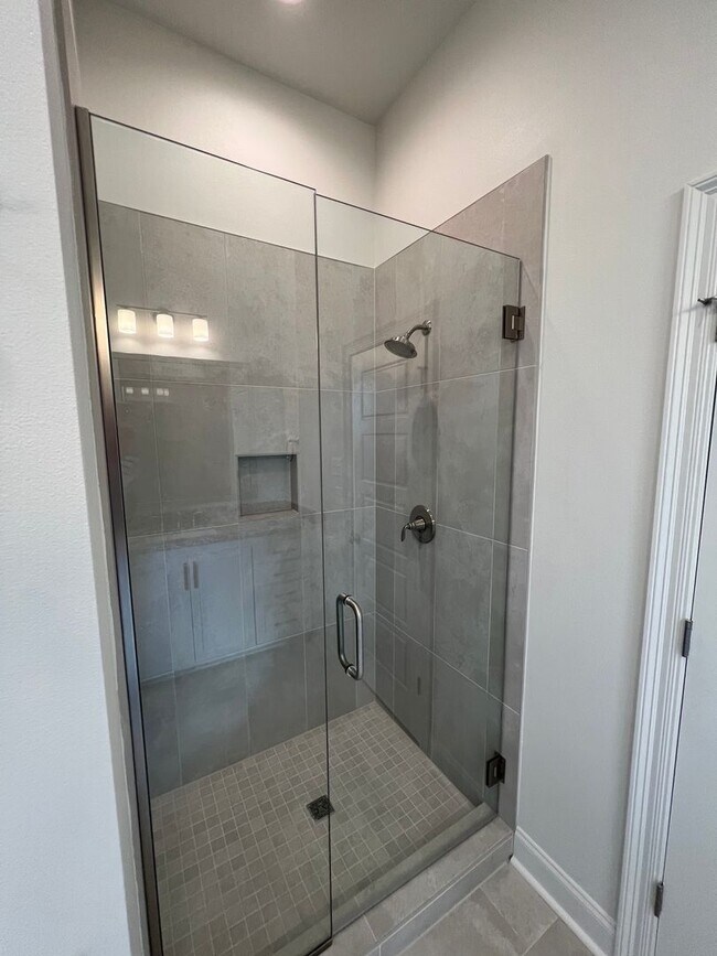 Building Photo - 4773 Cottage Oaks Dr