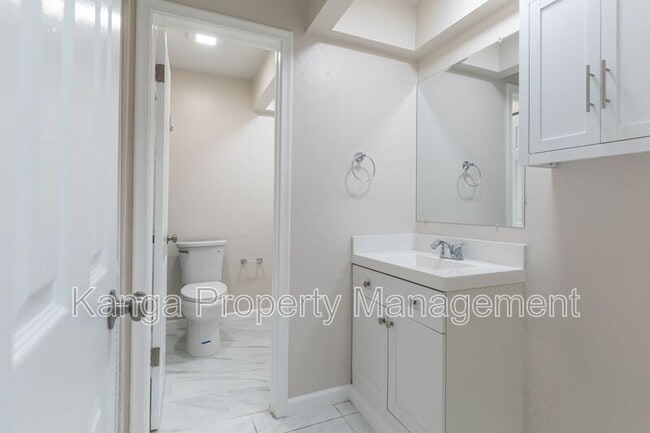 Building Photo - 7750 SW 10th Ct