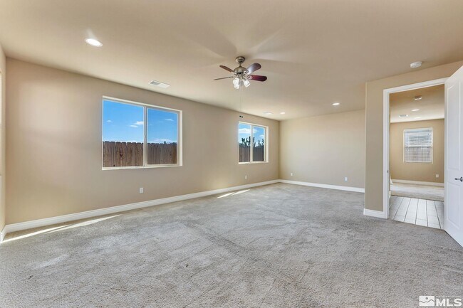 Building Photo - 4942 Monrovia Dr