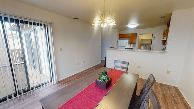 Building Photo - 1202 Dakota Dr