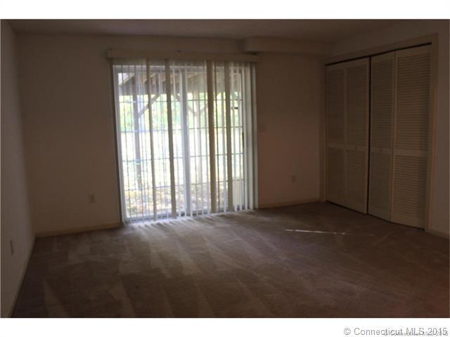 Building Photo - 11 Periwinkle Ln