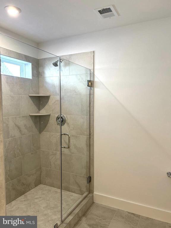 Building Photo - 8708 Southrun Ct