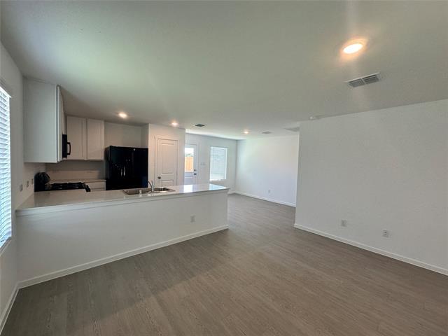 Building Photo - 3800 Chambray Dr