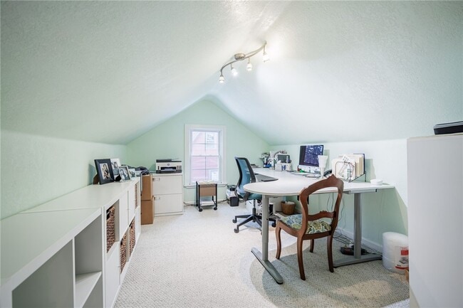 Building Photo - 230 San Gabriel Dr