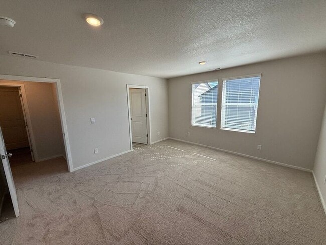 Building Photo - 4820 Gray Ct NE