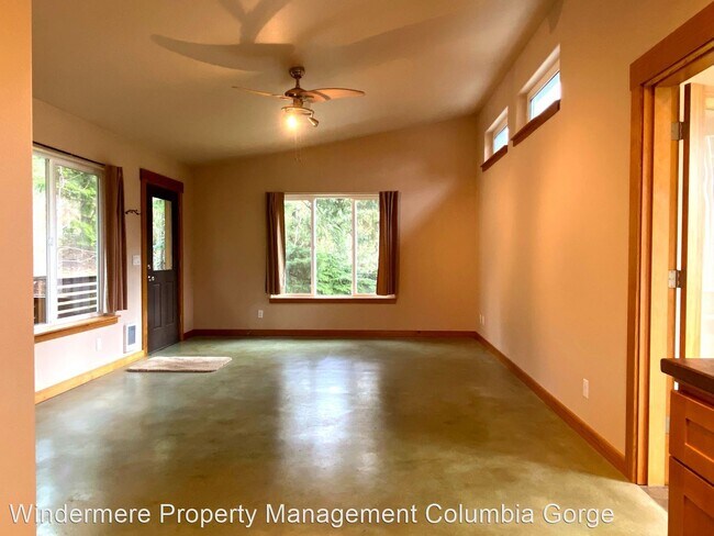 Building Photo - Studio, 1 bath House - 530 Frank Johns Rd