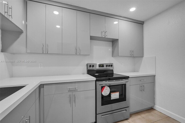 Building Photo - 10015 NW 4th St