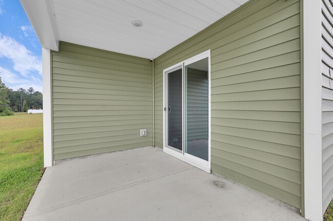 Building Photo - 233 Caribbean Village Dr