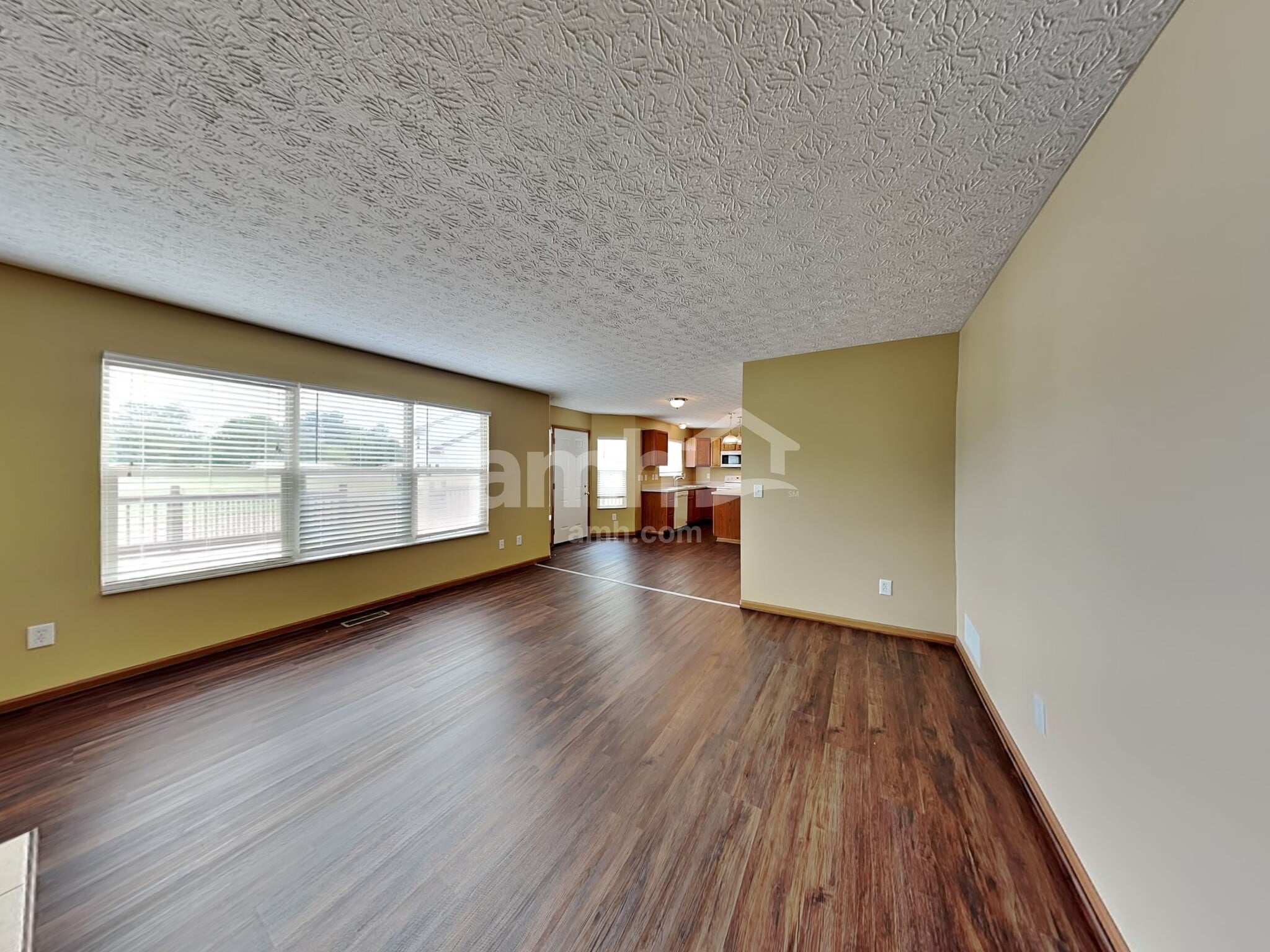 Building Photo - 494 Lockmead Dr