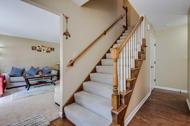 Building Photo - 2238 Gleneagles Dr