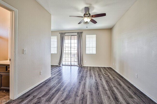 Building Photo - 6709 Kostner St