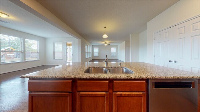 Building Photo - 28635 Cranford Sage Ln