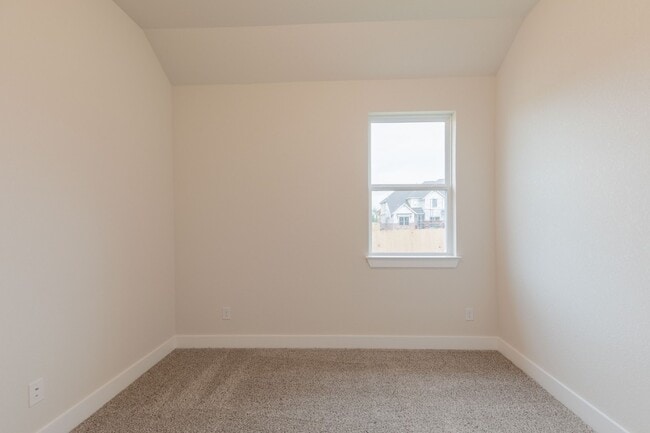 Building Photo - 3804 Sandhill Crane Dr