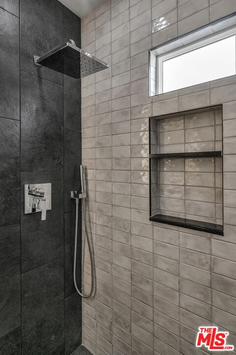 Building Photo - 1450 Reeves St