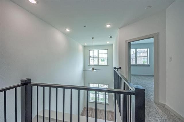 Building Photo - 692 Vista Oaks Rd