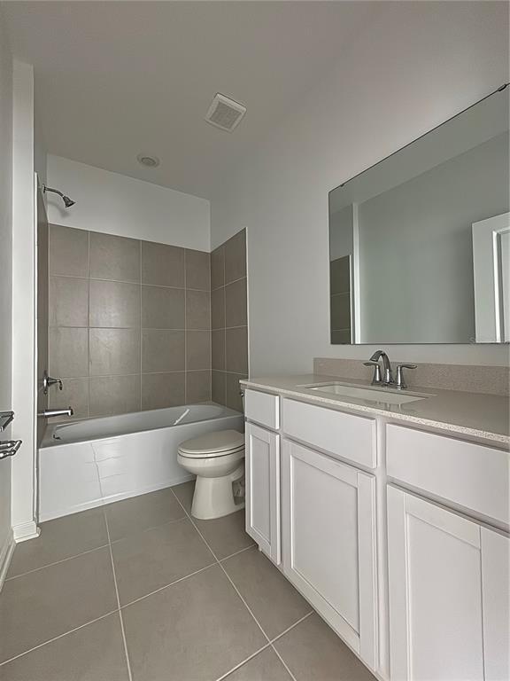 Building Photo - 7444 Ivy Tendril Ave