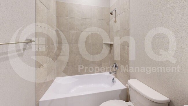 Building Photo - 505 Blanton St