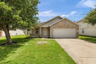 Building Photo - 22031 Silverfield Park Ln