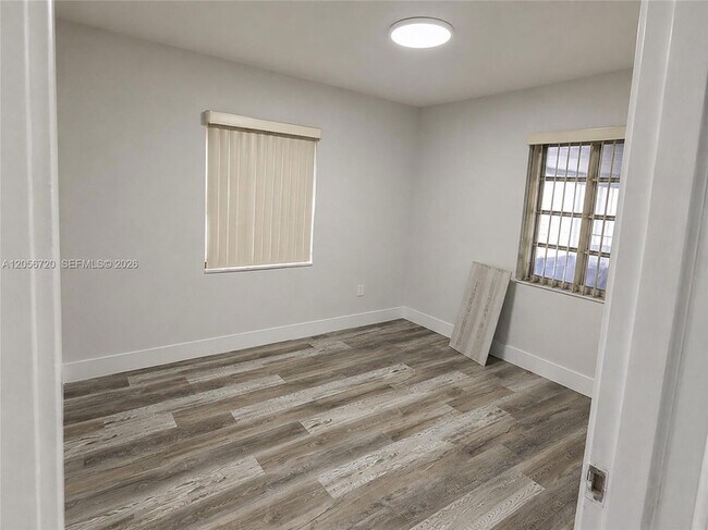Building Photo - 740 NW 130th St