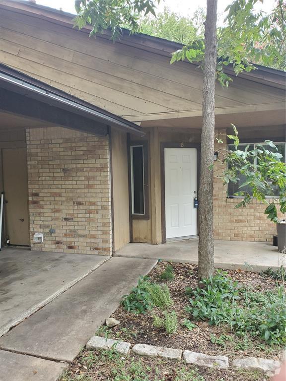 Building Photo - 3 Bedroom Duplex South Austin Cinnamon Rid...