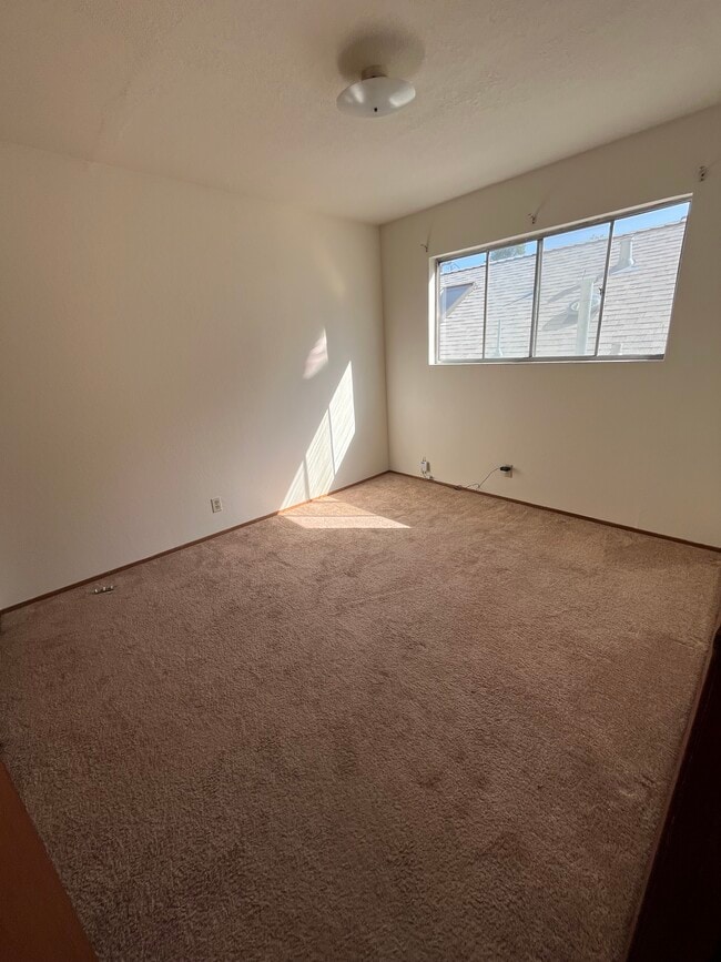 Building Photo - 1822 Francisco St