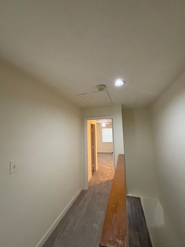 Building Photo - 2502 Avent Ferry Rd